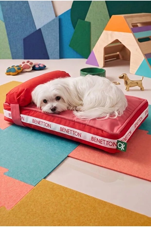 Benetton Yastıklı Yatak Kırmızı 60*40*10 Cm